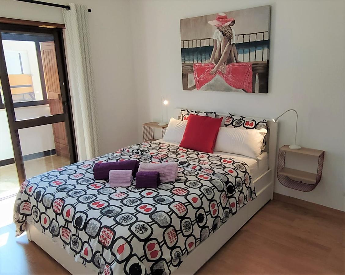 Large Apartment Near The Beach And Lisbon กอสตา ดา กาปาริกา ภายนอก รูปภาพ