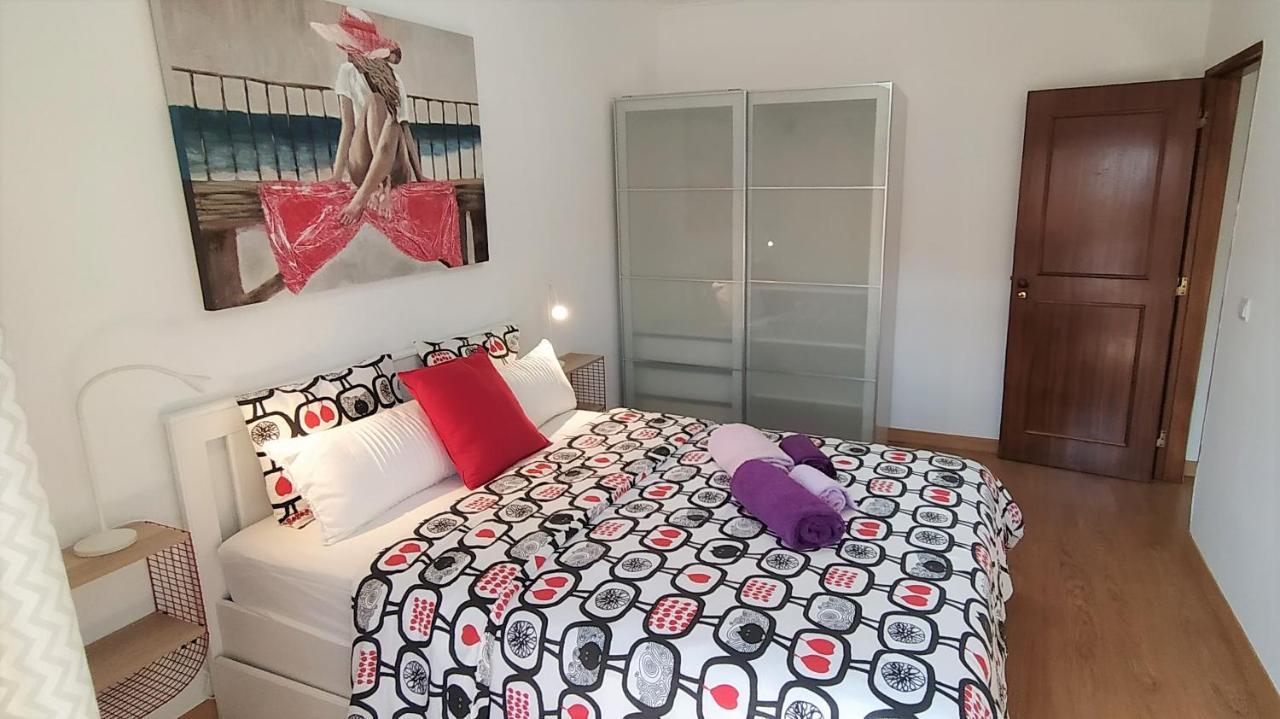 Large Apartment Near The Beach And Lisbon กอสตา ดา กาปาริกา ภายนอก รูปภาพ